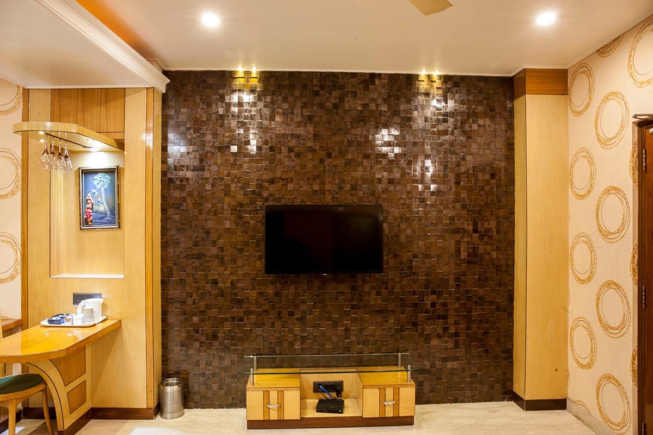 Hotel Welcome Palace Agartala Exterior photo