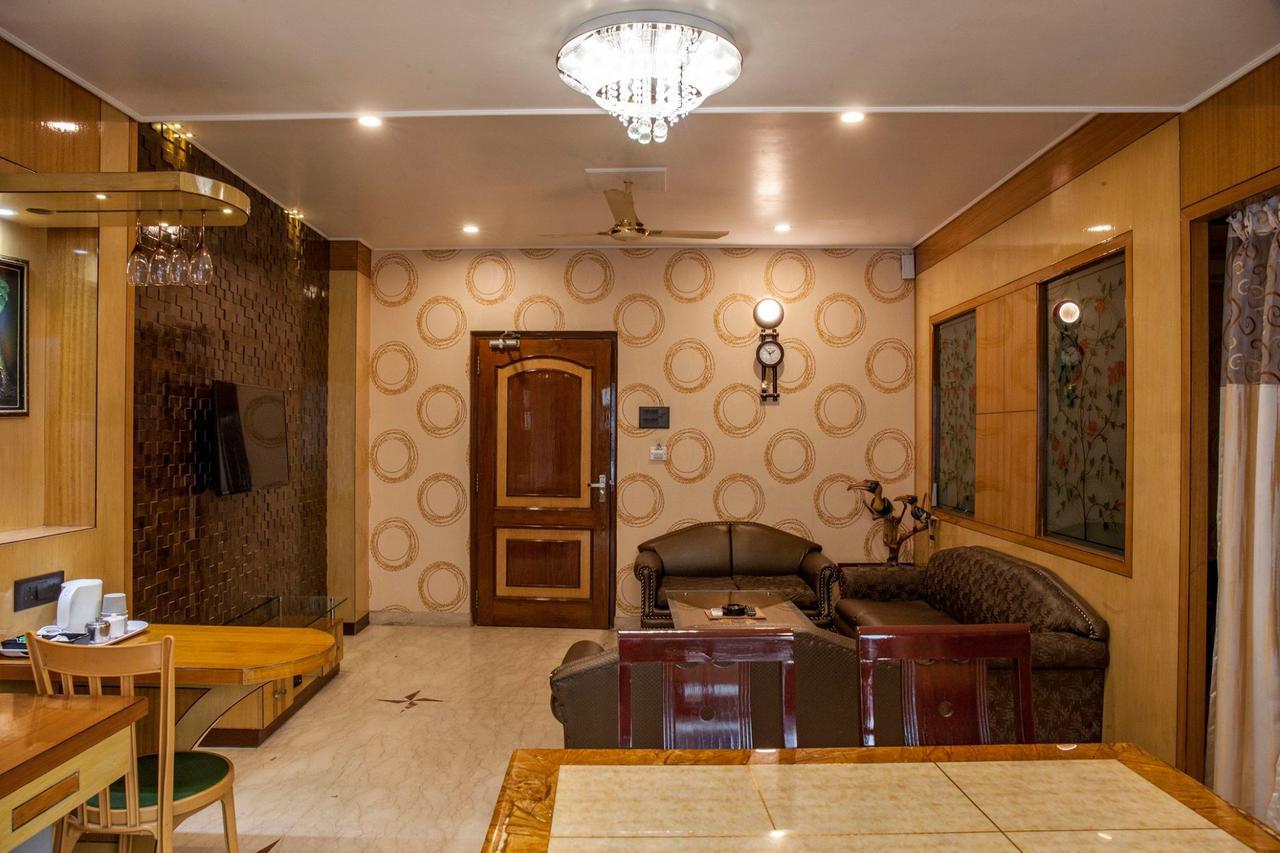 Hotel Welcome Palace Agartala Exterior photo